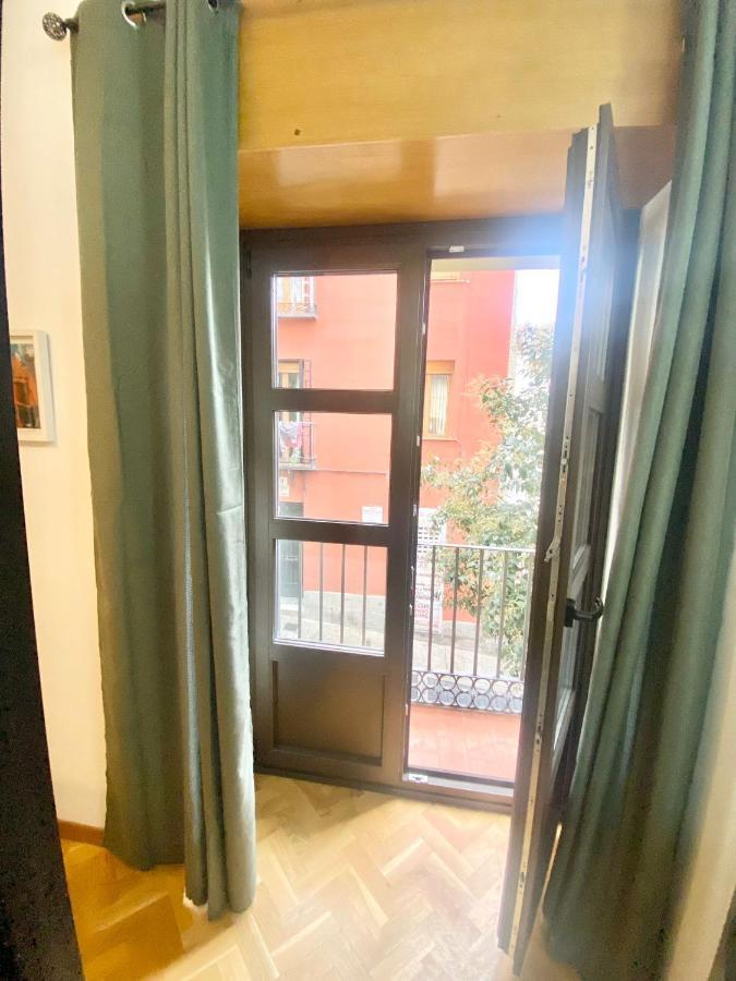 Centro Barrio Embajadores 01 Madrid Eksteriør billede